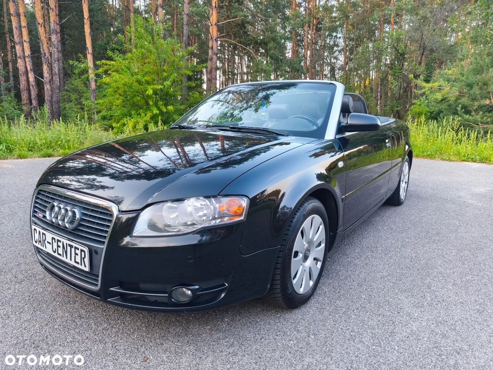 Audi A4 Cabrio 2.0 TDI DPF - 1