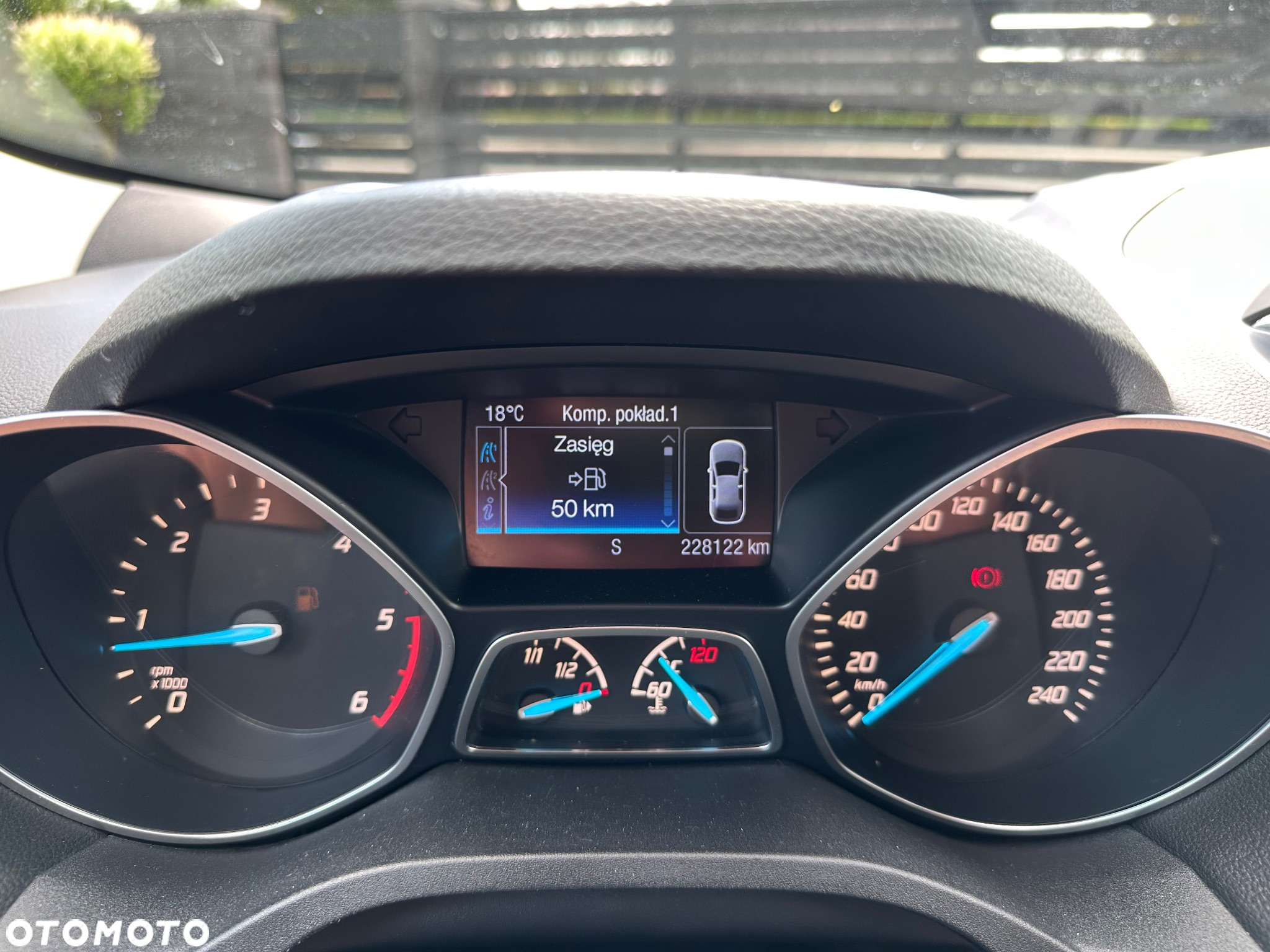 Ford Kuga 2.0 TDCi 2x4 SYNC - 17