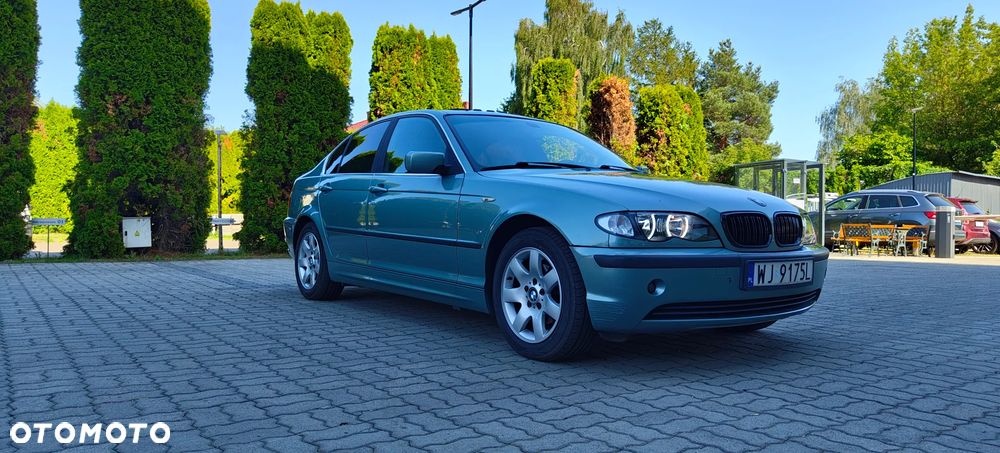 BMW Seria 3 320i - 2