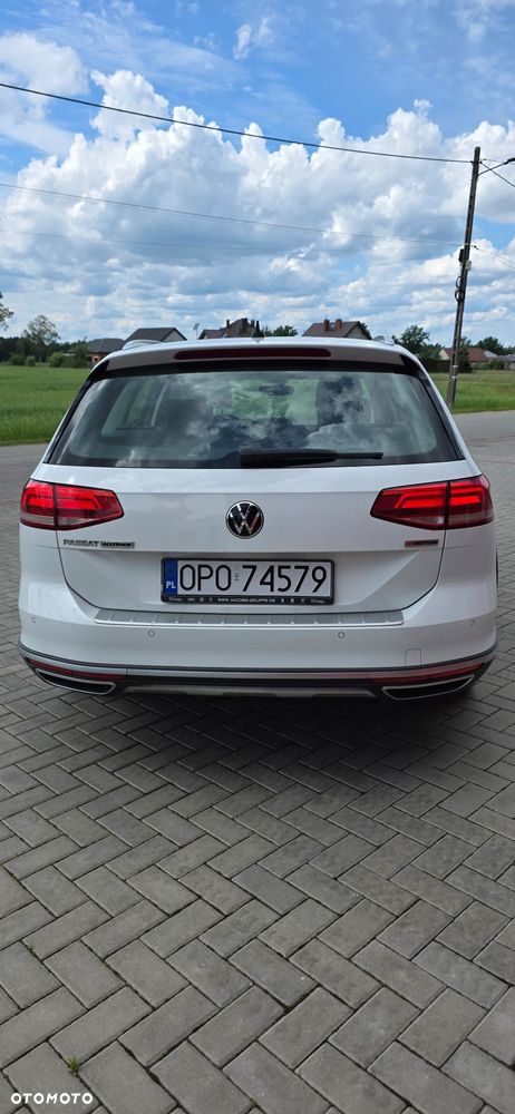 Volkswagen Passat 2.0 TDI SCR DSG 4Motion Business - 5