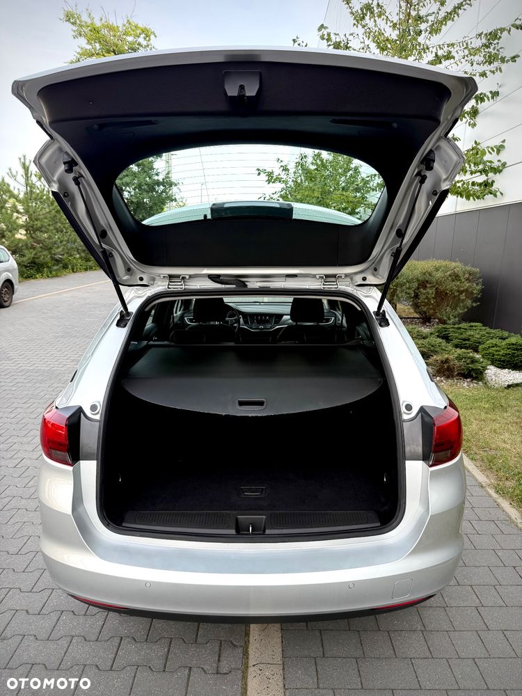 Opel Astra 1.2 T Edition S&S - 16