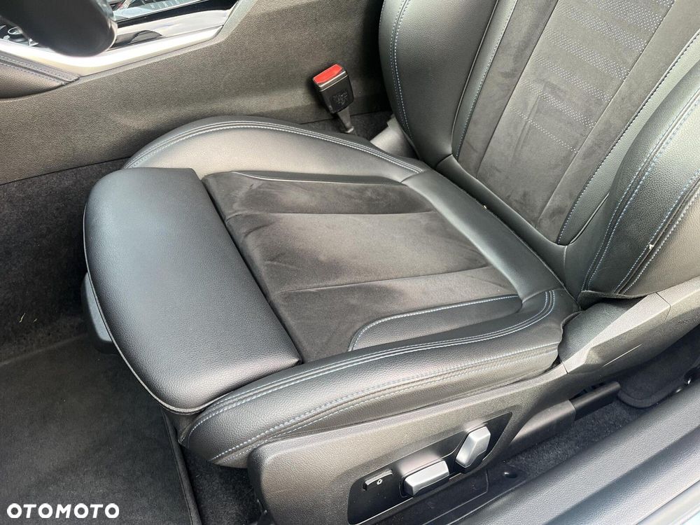 BMW Seria 2 M240i xDrive - 13