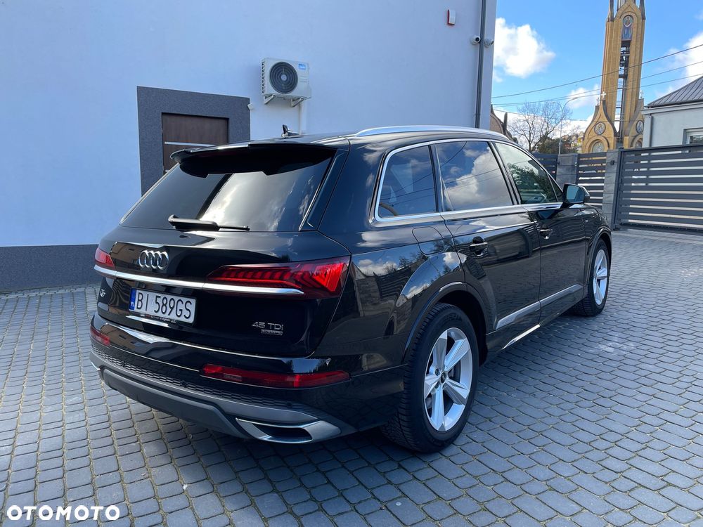 Audi Q7 2022 photo 5