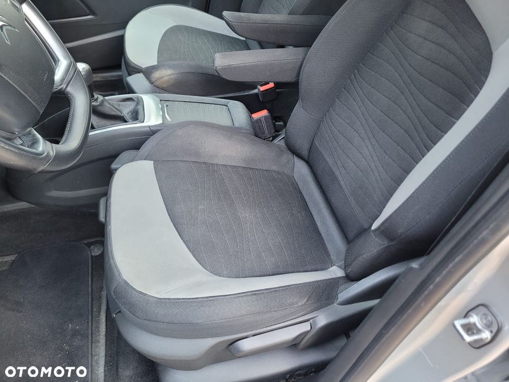 Citroën C4 Picasso e-HDi 115 Business Class - 26