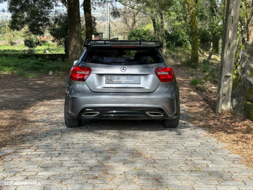 Mercedes-Benz A 180 d AMG Line - 27