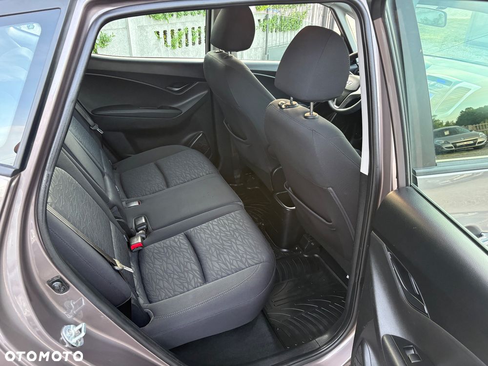 Hyundai ix20 1.4 Classic - 33