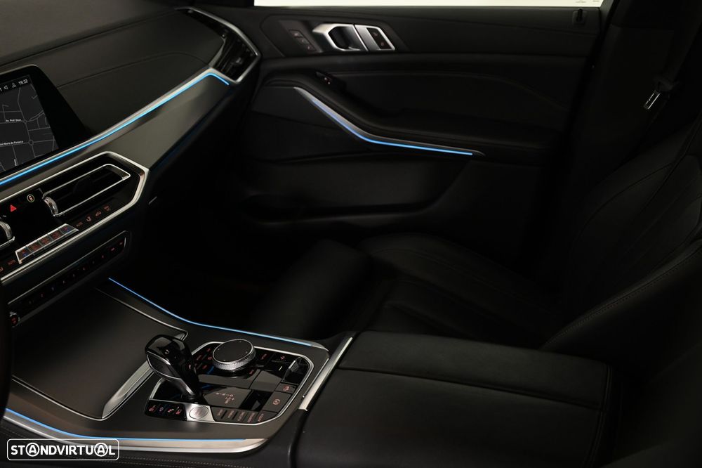BMW X5 45 e xDrive Pack M - 21