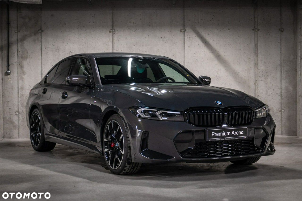 BMW Seria 3 330i xDrive - 5