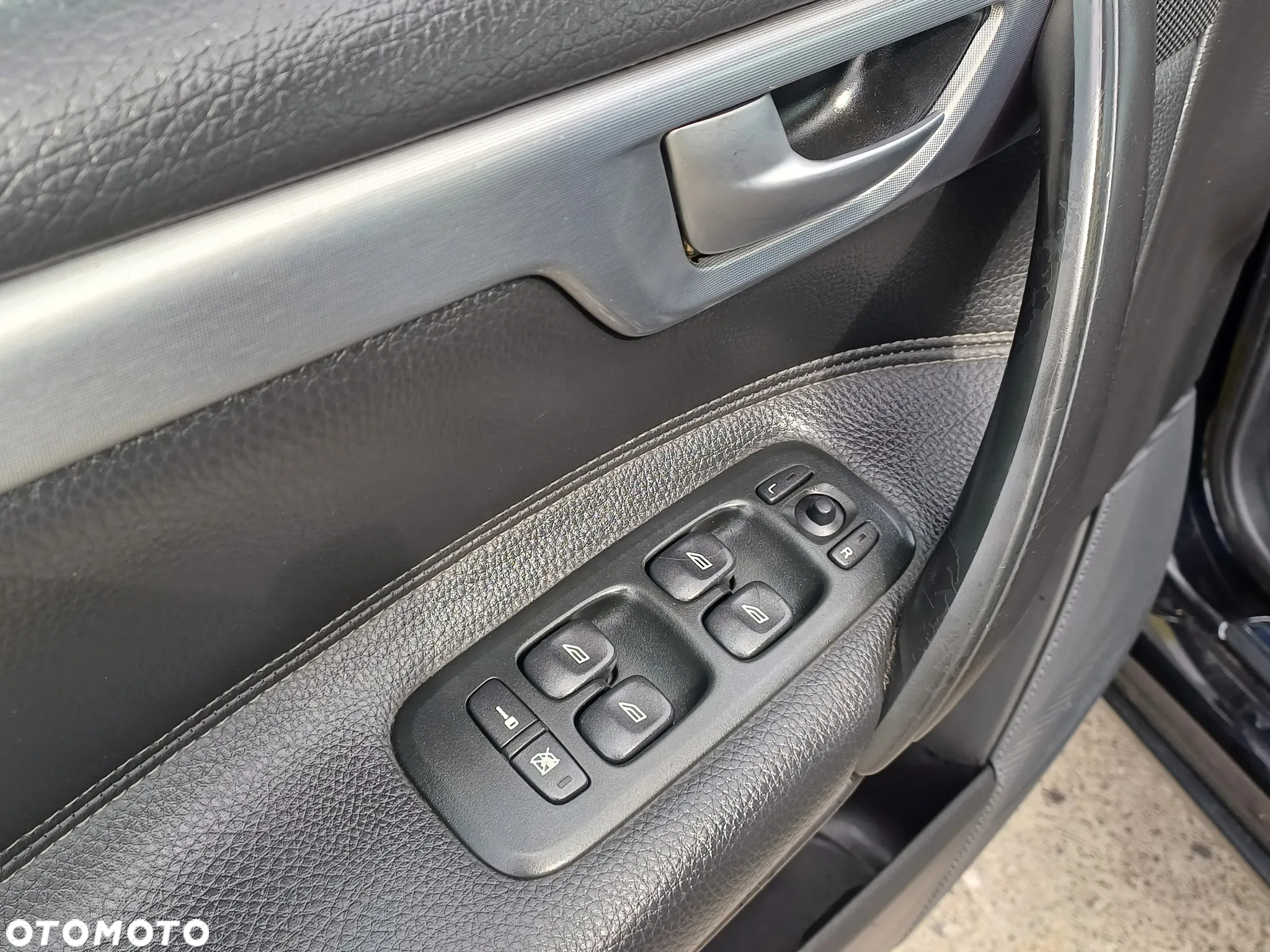 Volvo V70 D5 Summum - 37