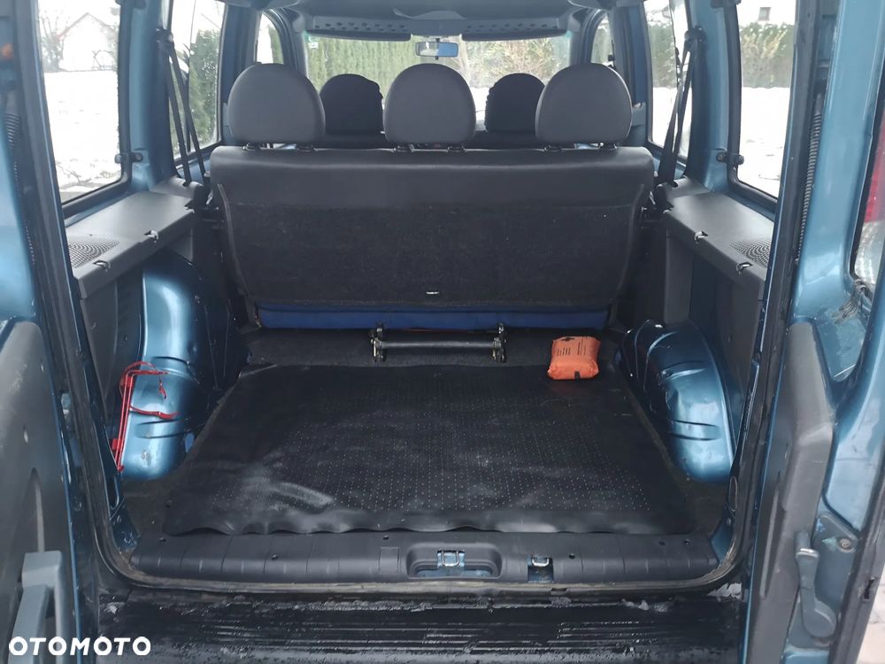Fiat Doblo - 12