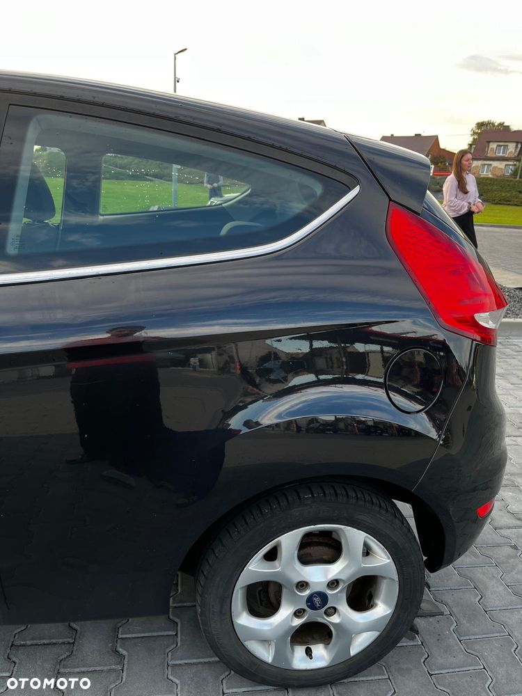 Ford Fiesta 1.4 Ghia - 7