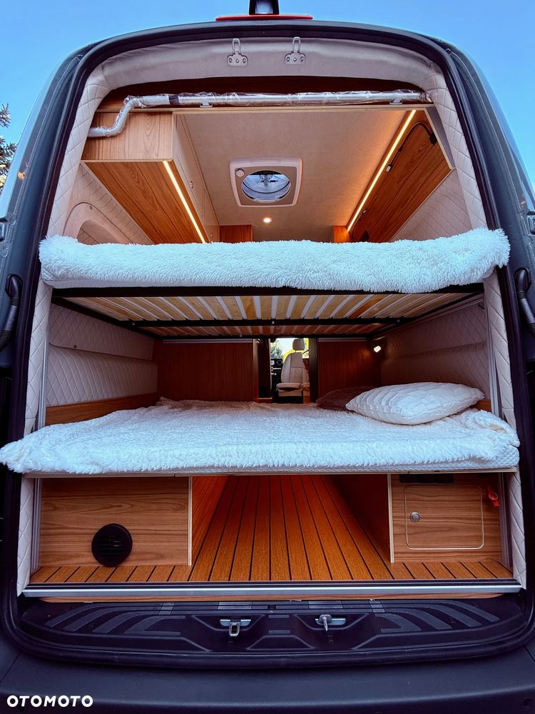 Mercedes-Benz Sprinter - 4