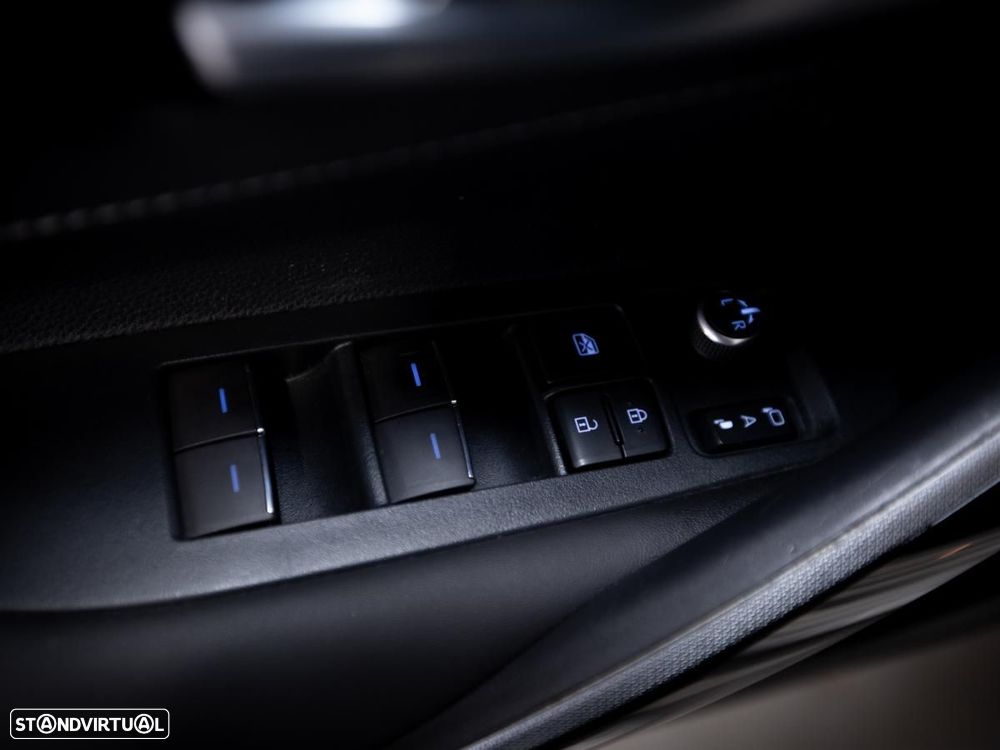 Toyota Corolla Touring Sports 1.8 Hybrid Comfort+P.Sport - 15