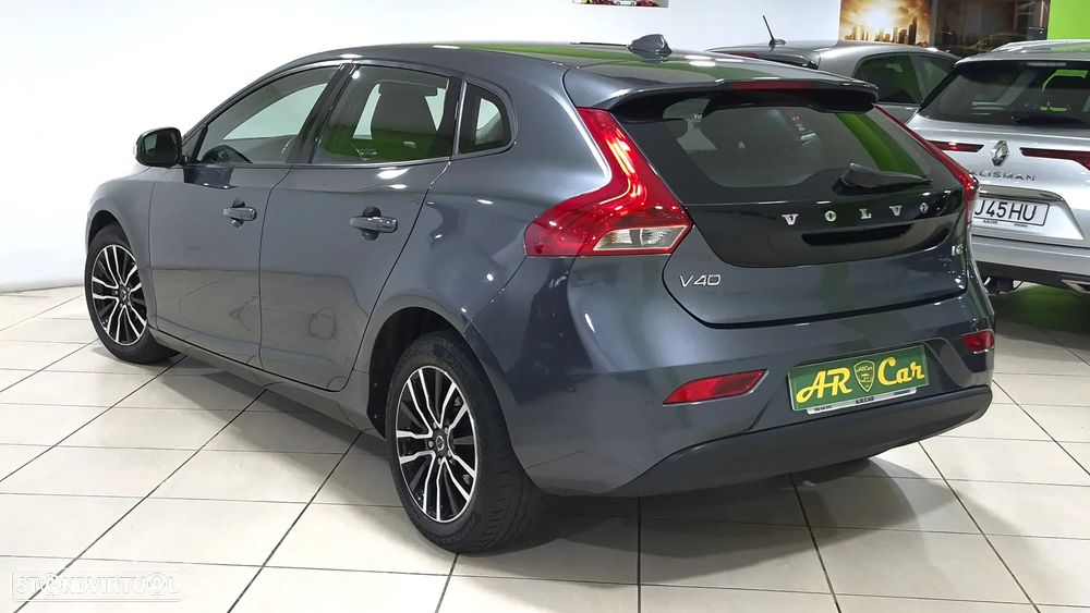 Volvo V40 1.6 D2 Eco Kinetic - 5