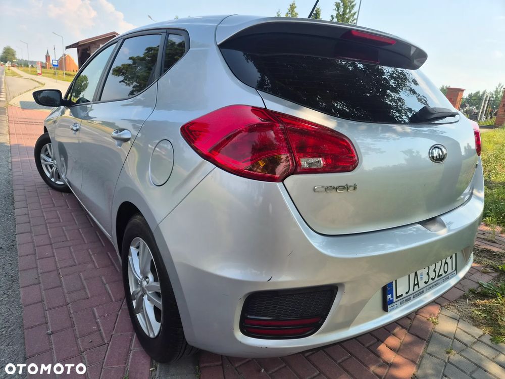 Kia Ceed 1.6 CRDi L - 3