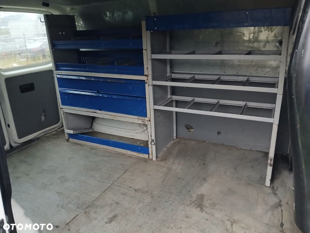 Volkswagen T5 TRANSPORTER - 16