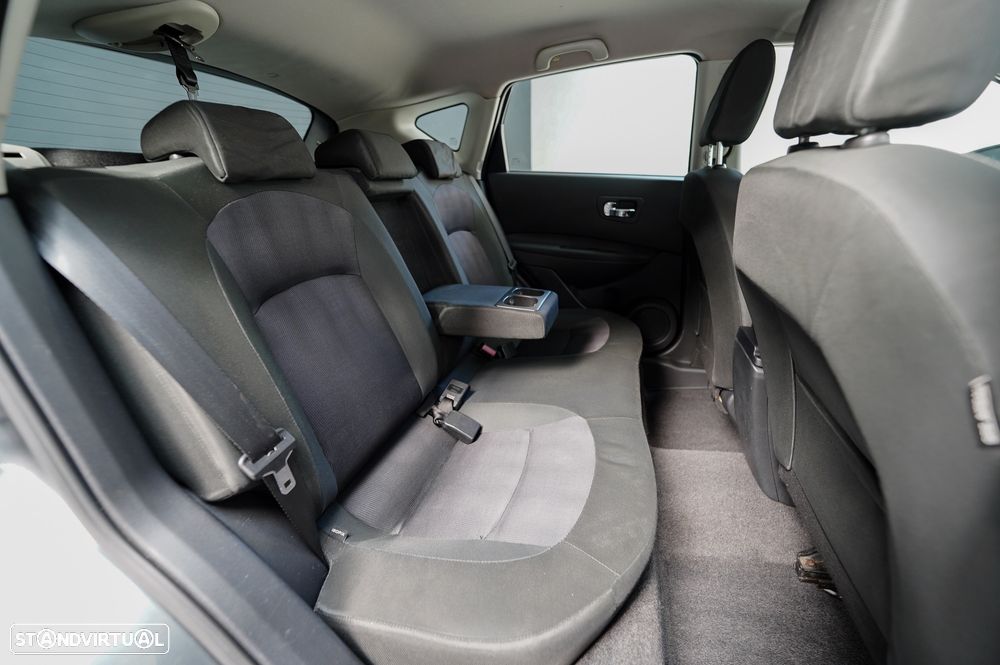 Nissan Qashqai 1.6 dCi N-Connecta - 20