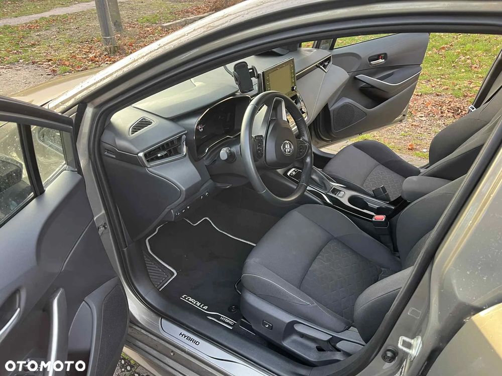 Toyota Corolla 1.8 Hybrid Comfort - 13
