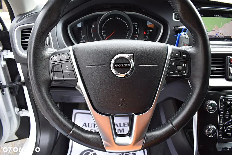 Volvo V40 T2 Geartronic Summum - 12