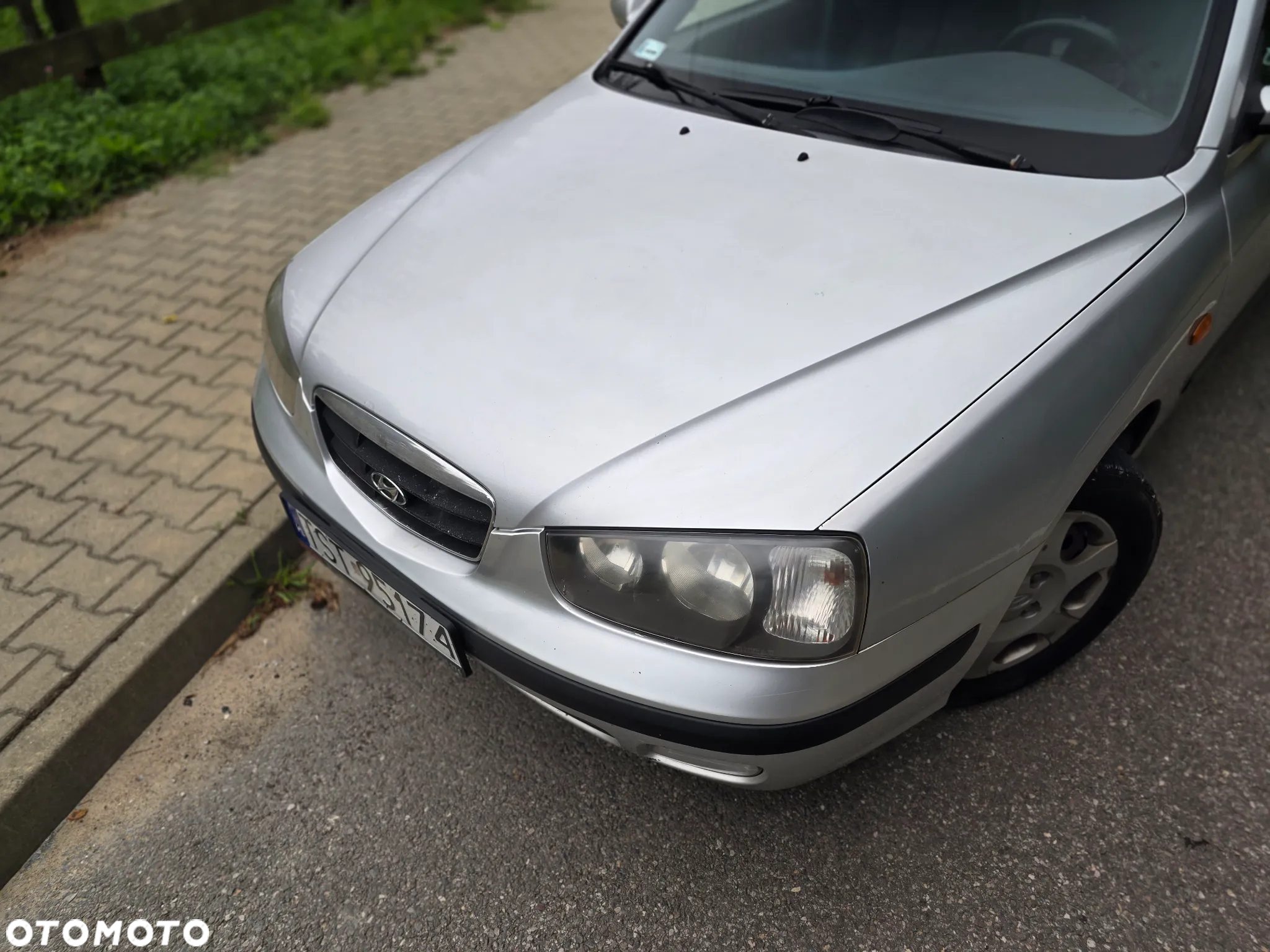 Hyundai Elantra 2.0 GLS - 33