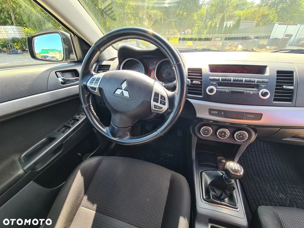 Mitsubishi Lancer 1.8 Instyle - 28