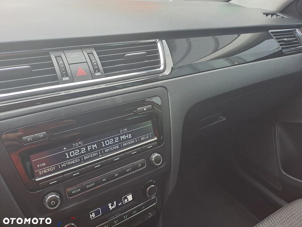 Skoda RAPID 1.2 TSI Style+ - 11