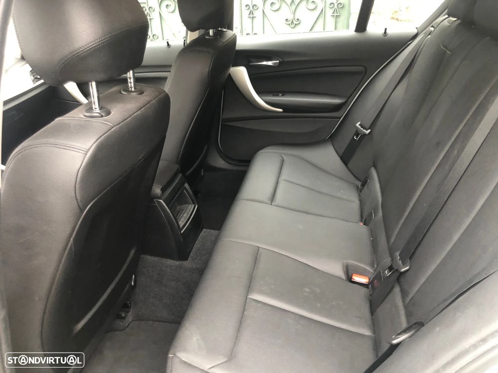 BMW 116 d EDynamics Line Sport - 24