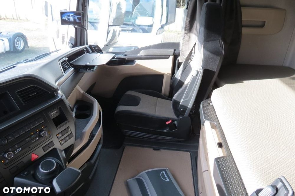 MAN TGX TG3 18.470 GX MEGA RETARDER CYFROWE ZEGARY KLIMA POSTOJOWA ACC NAVI PO KONTRAKCIE SERWIS MAN - 9