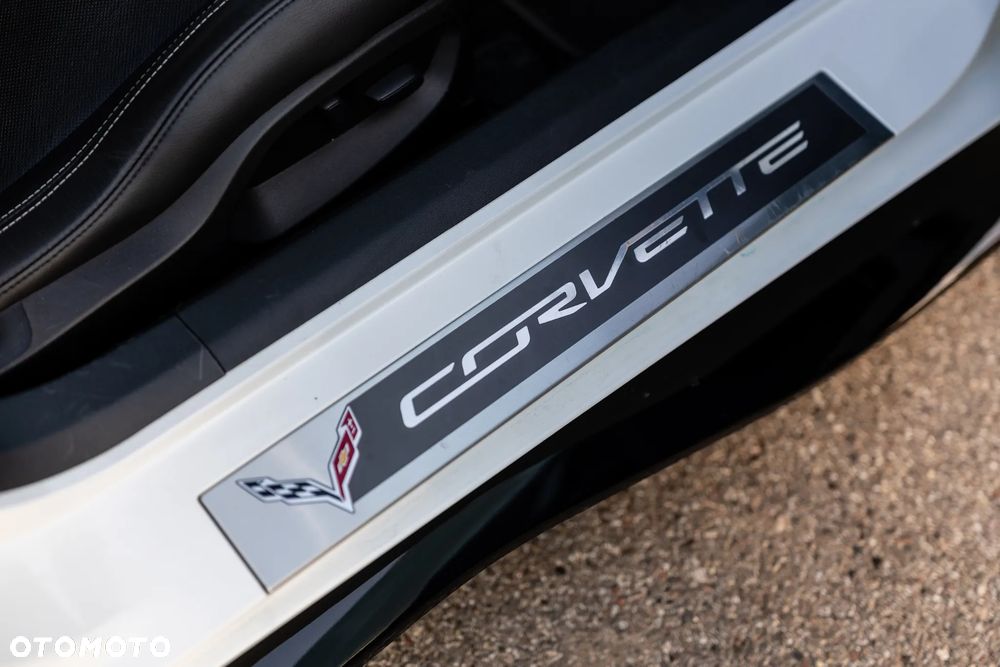 Chevrolet Corvette Stingray LT1 6.2 V8 - 35