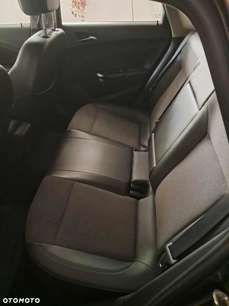 Opel Astra - 10