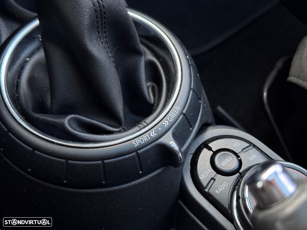 MINI 5 Portas Cooper D Aut. Seven Chili - 20