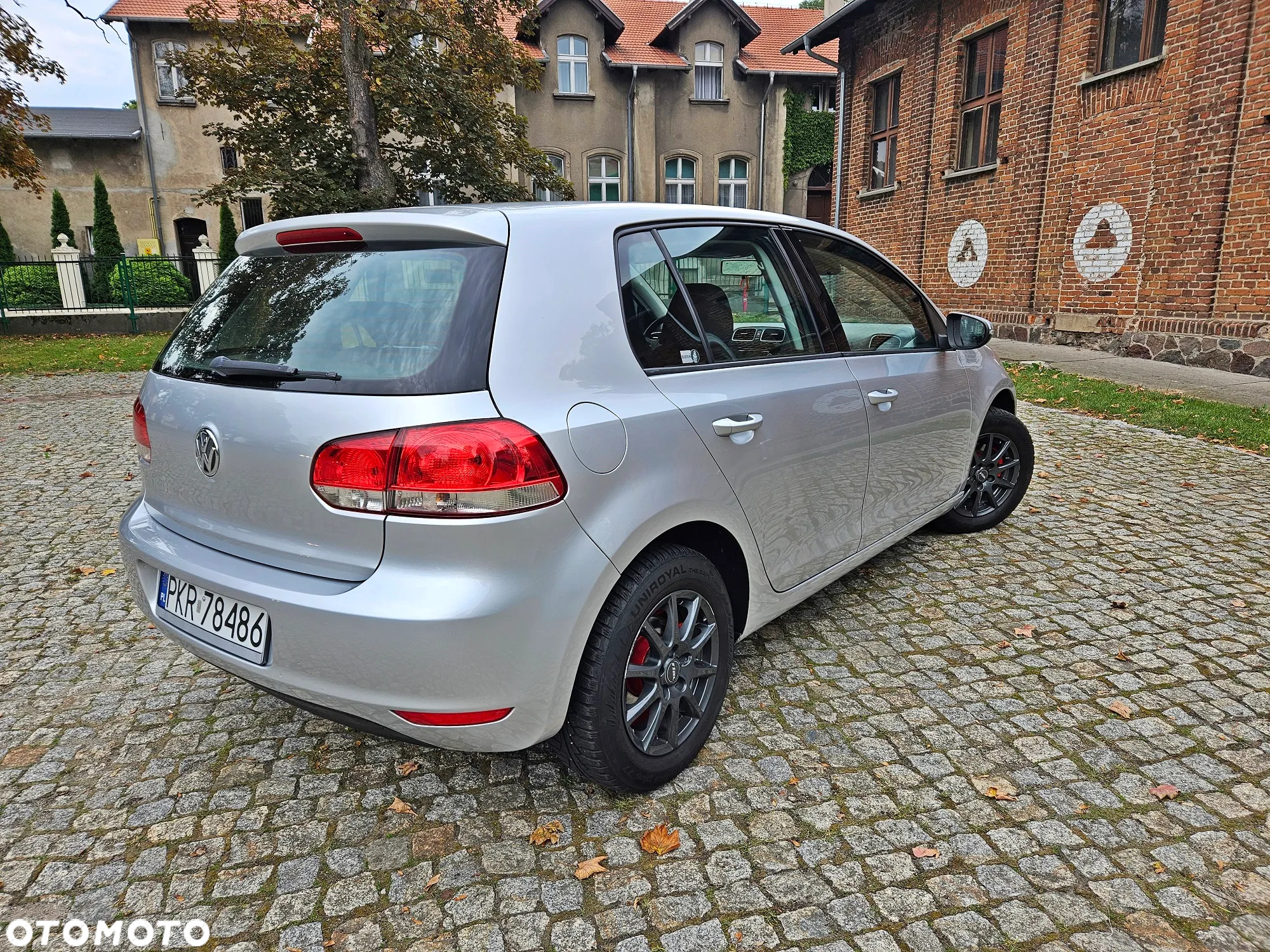 Volkswagen Golf VI 1.6 Comfortline - 23