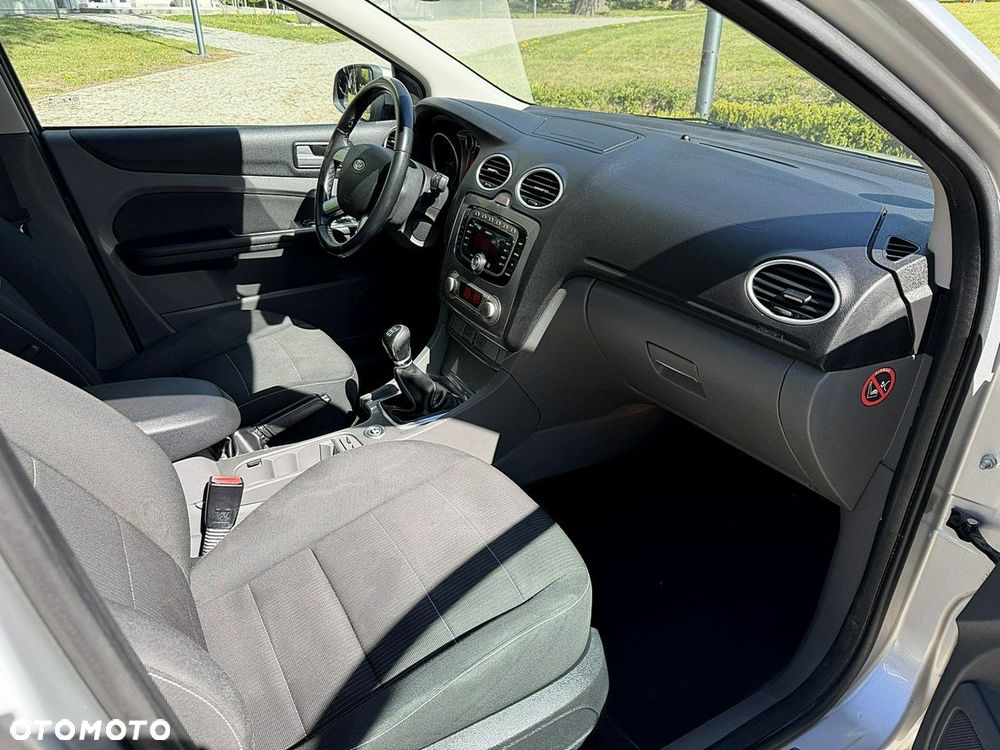 Ford Focus - 8