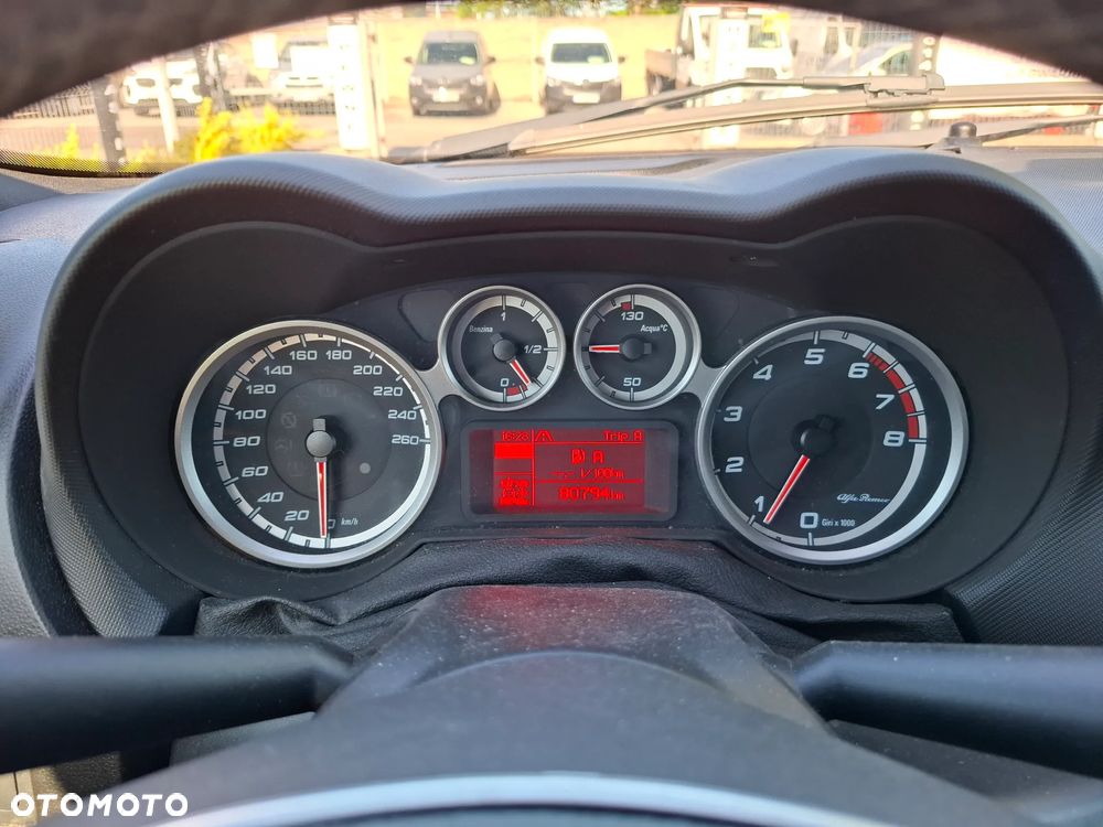 Alfa Romeo Mito - 13