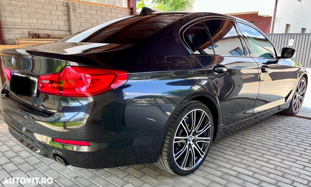BMW Seria 5 520i AT - 10