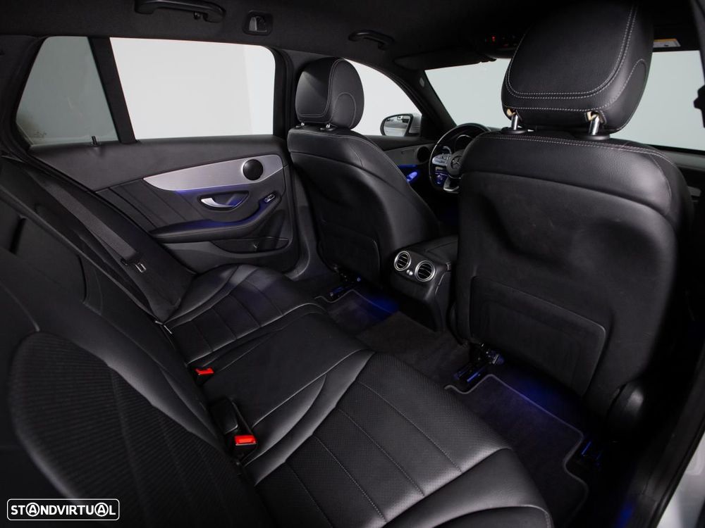Mercedes-Benz C 300 de AMG Line - 9