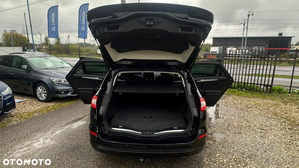 Ford Mondeo - 31