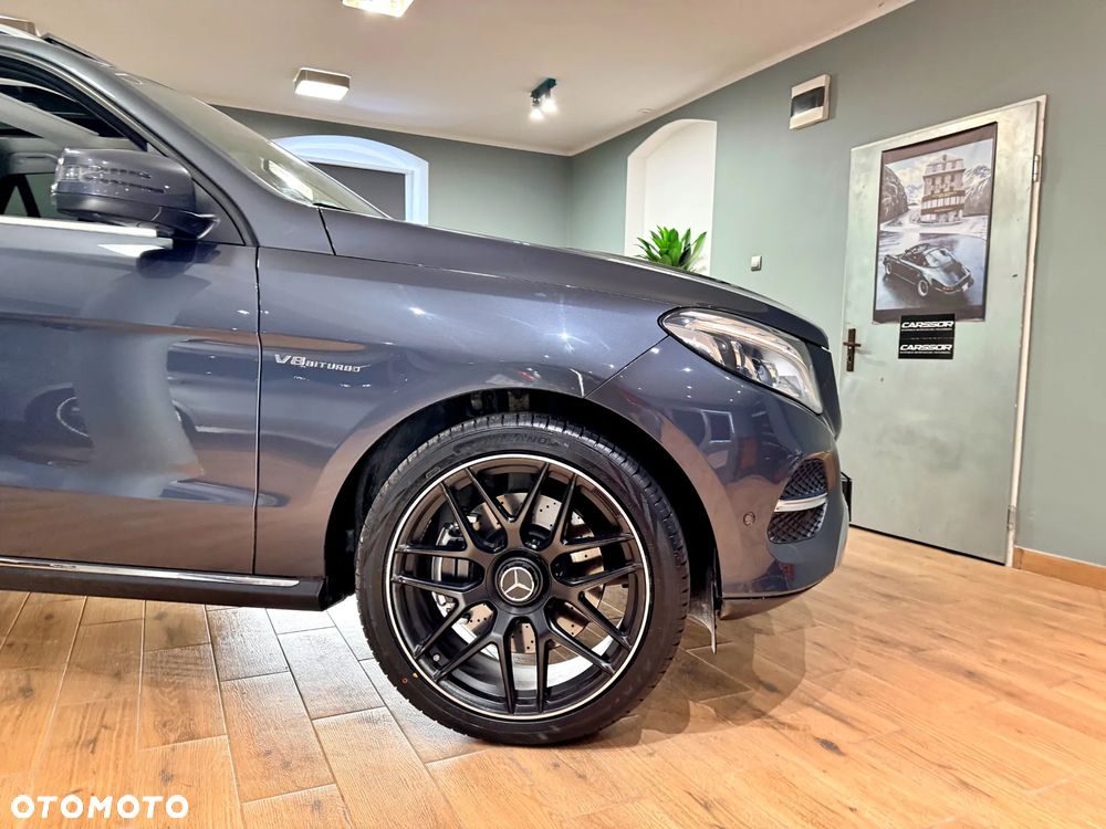 Mercedes-Benz GLE 500 4-Matic 9G-TRONIC - 3