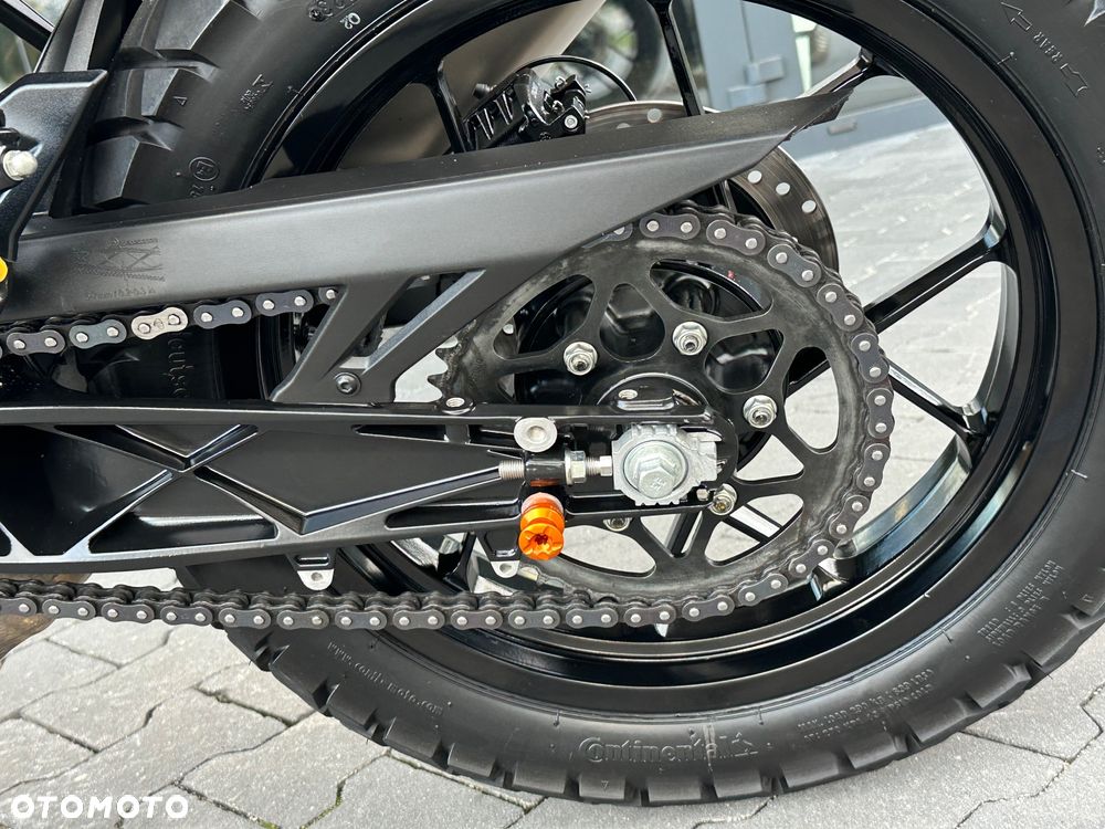 KTM Adventure - 33