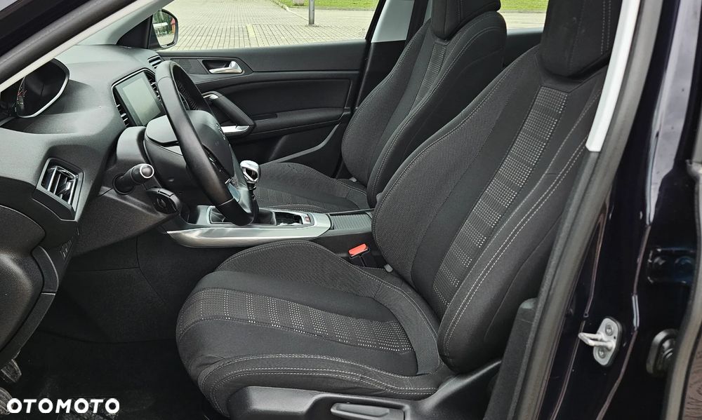 Peugeot 308 e-HDi 115 Stop & Start Allure - 10