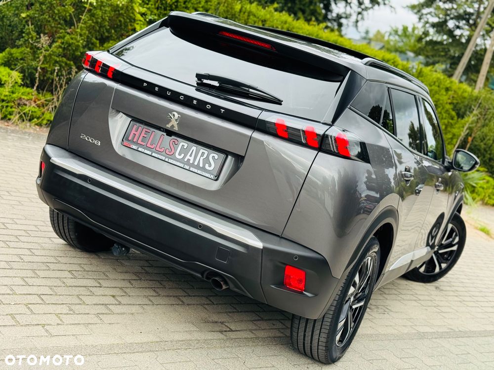 Peugeot 2008 - 10