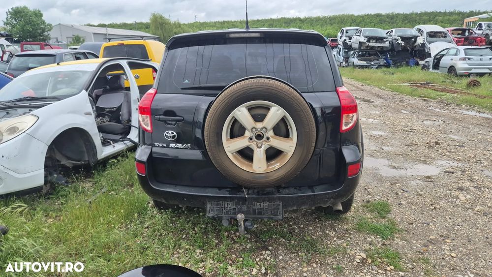 DEZMEMBREZ TOYOTA RAV4 - 6