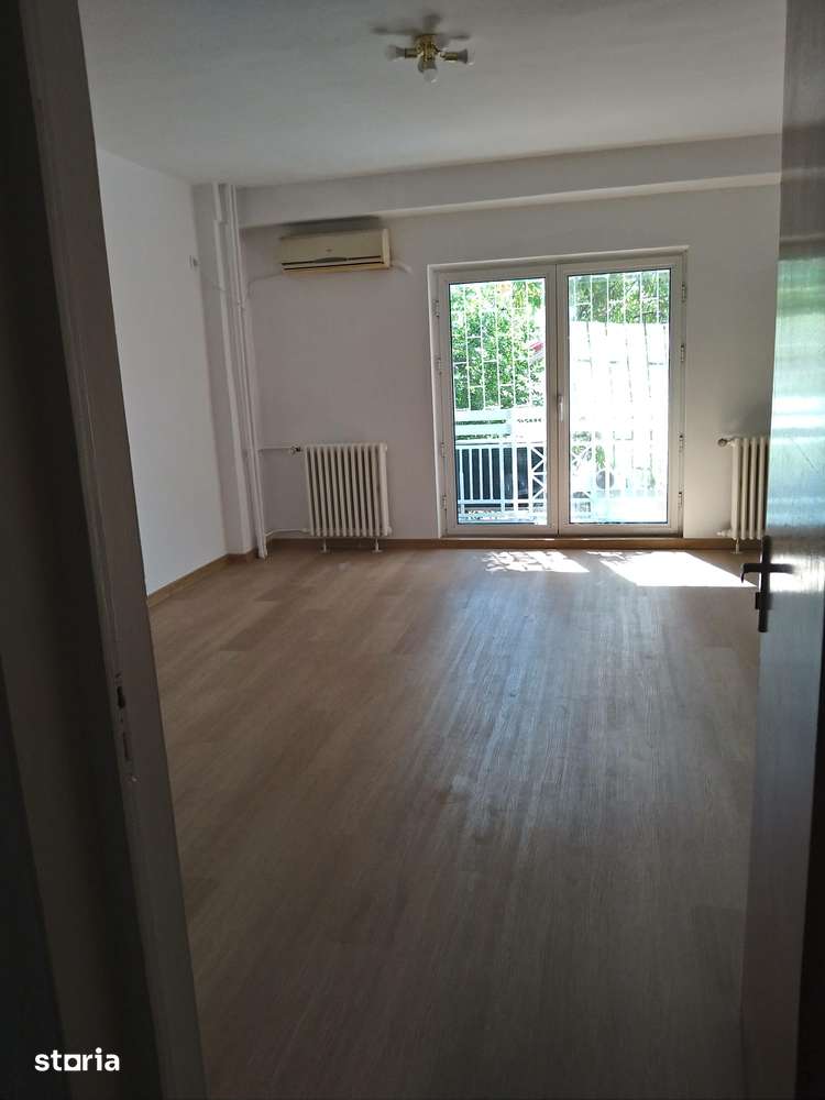 apartament nemobilat | etaj 1 | Piata Alba Iulia - Burebista — fotografia 1