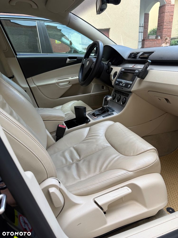 Volkswagen Passat 2.0 TDI DPF Comfortline DSG - 16