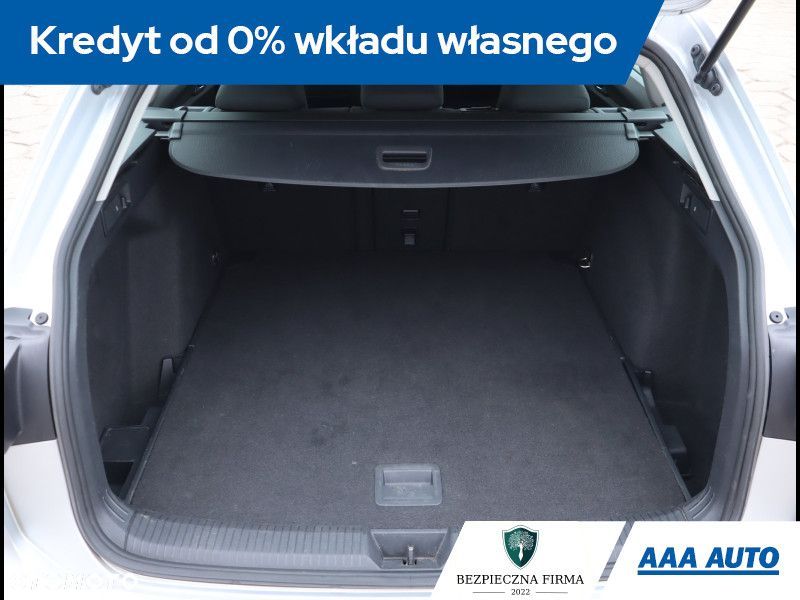 Volkswagen Golf Variant - 14