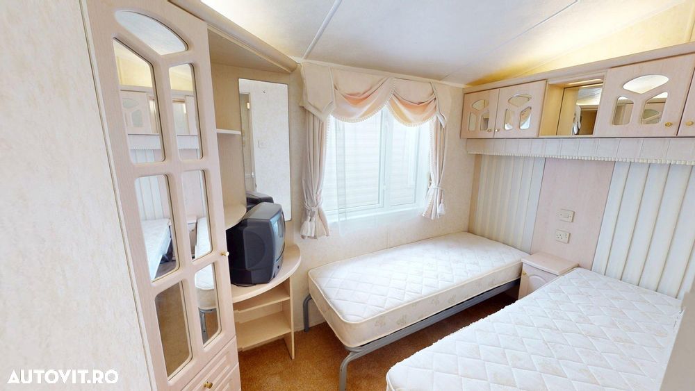 Alta Casă mobilă 4 ANOTIMPURI Willerby Vogue nr. 083 | Tâmplărie PVC și încălzire centrală cu calorifere | 12 x 4 m | 2 dormitoare și 2 băi - 8