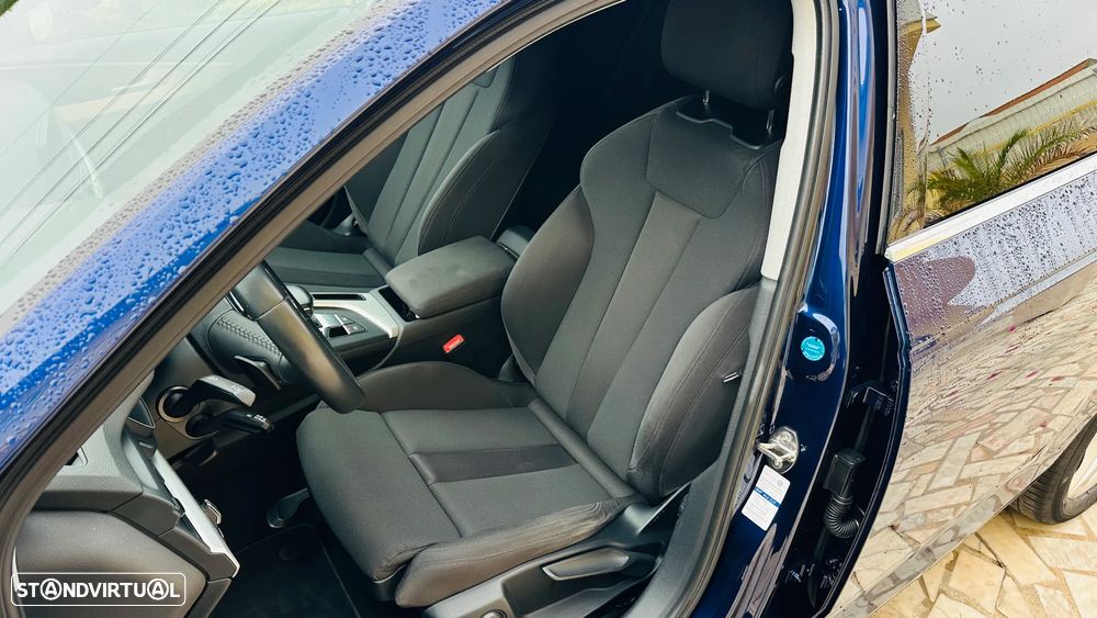 Audi A4 Avant 2.0 TDI S tronic - 8