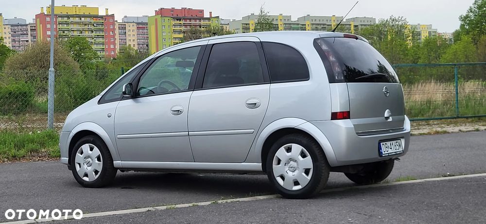 Opel Meriva 1.6 16V Essentia - 4