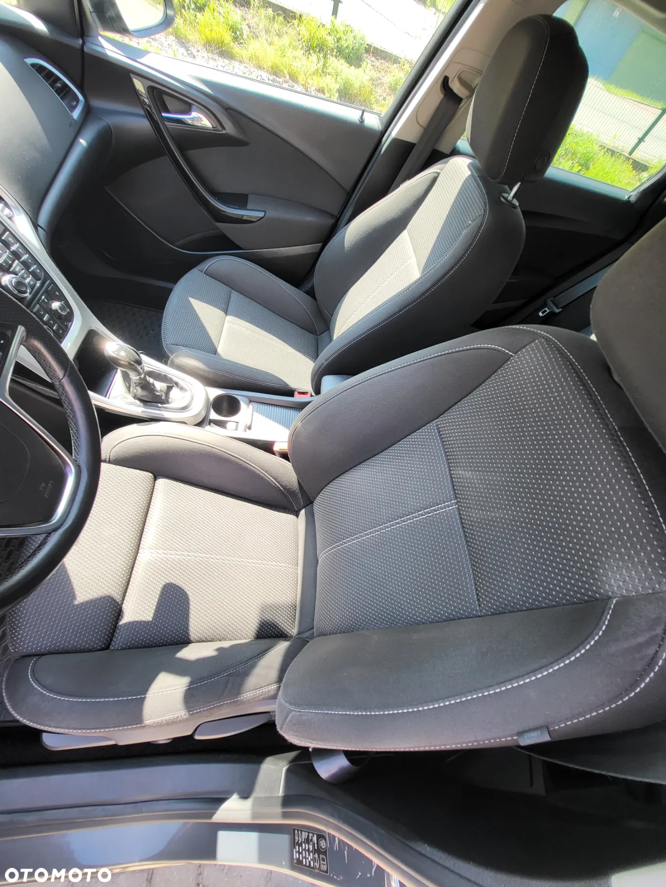 Opel Astra IV 1.6 CDTI Cosmo - 24