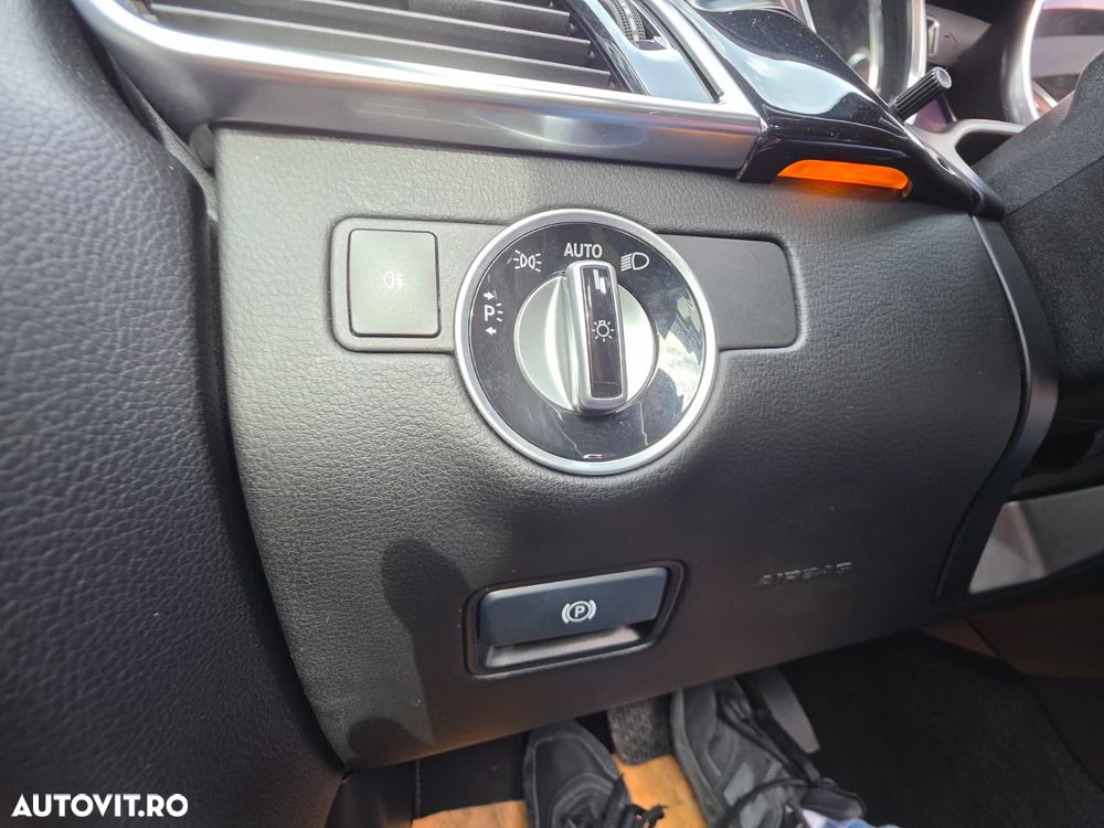 Mercedes-Benz GLE 350 d 4MATIC 9G-TRONIC AMG Line - 27